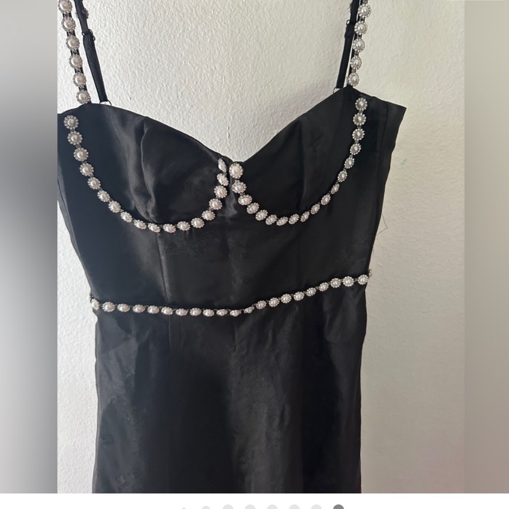 V. Chapman Elegant Black Corset Midi Dress - Picture 3 of 3
